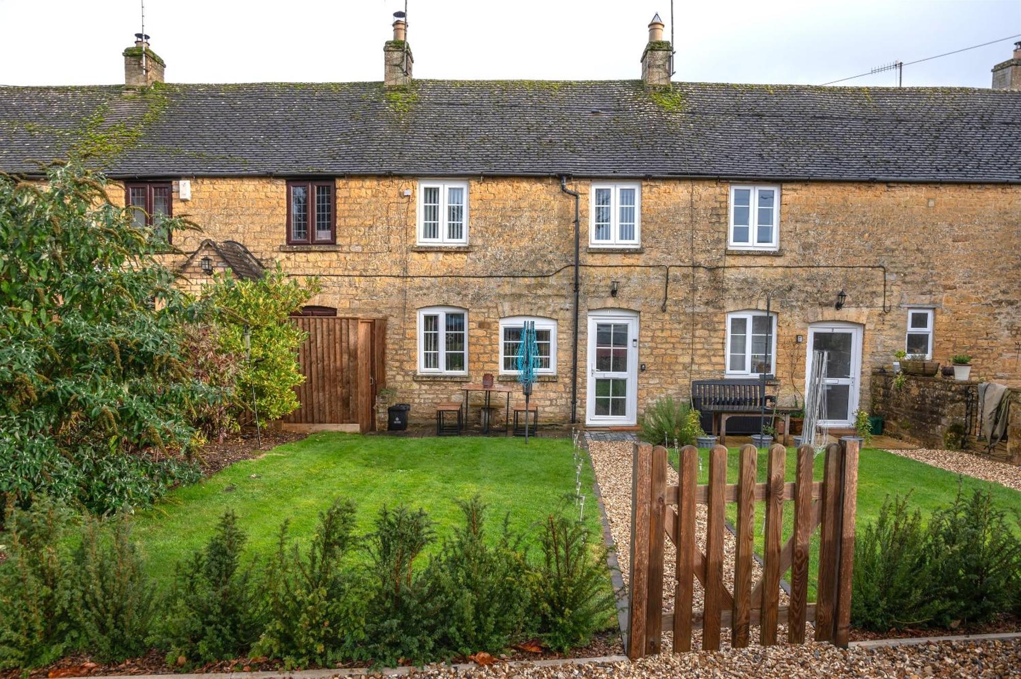 2 Bedroom Charming & Luxury Malt Cottage, Garden, Netflix, Free Parking Bourton-on-the-Water Bagian luar foto